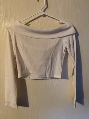 Women’s Off-Shoulder Long Sleeve Crop Top - White Size Small
